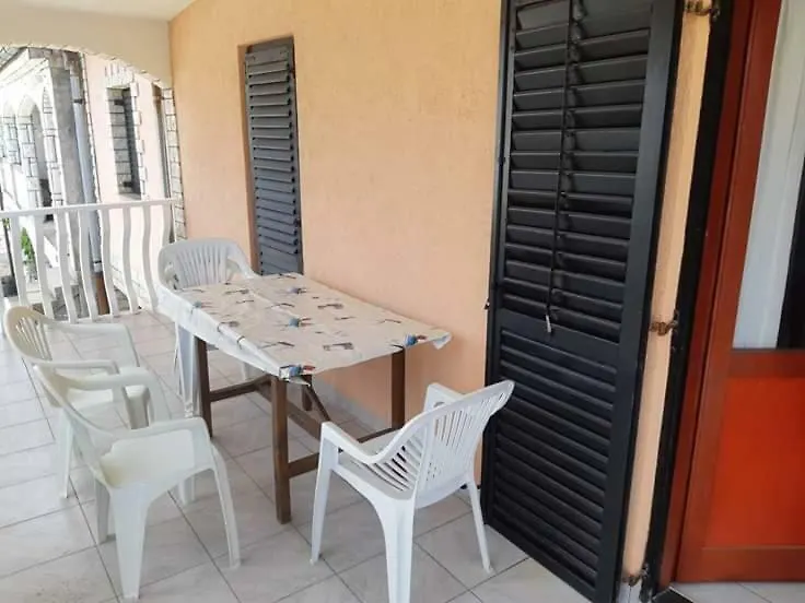 Apartment Apartmani Katica Vir